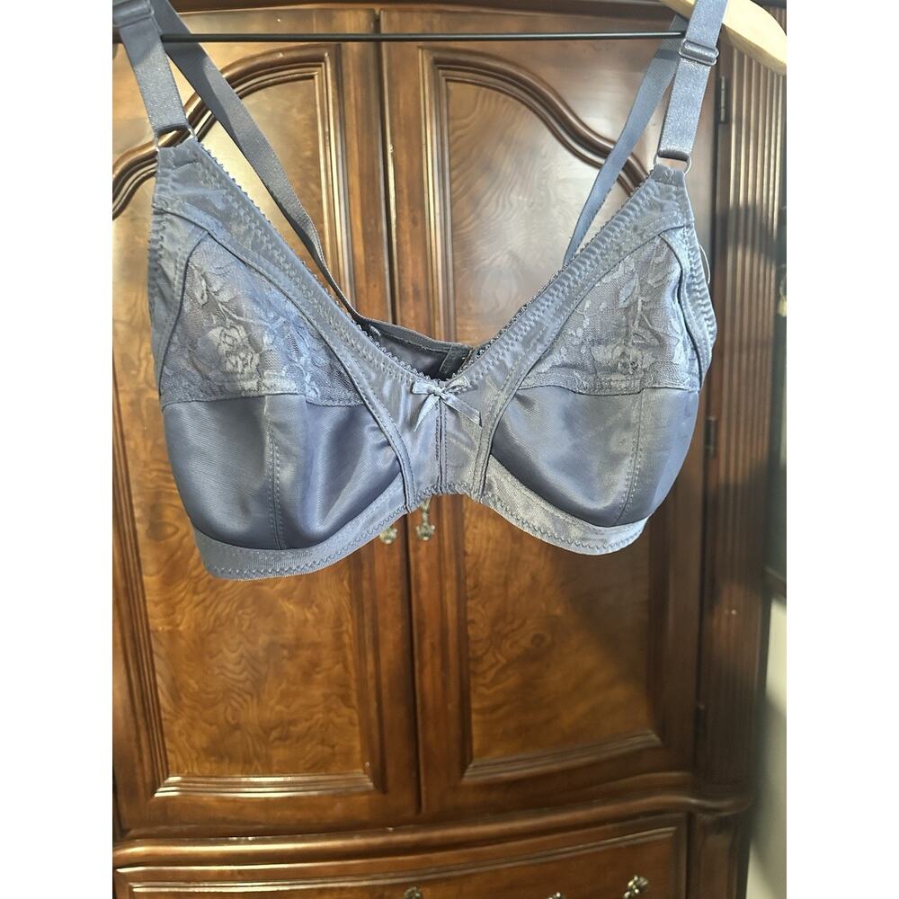 mamia Gray Floral Lace Full Coverage Bra 40C Wireless Adjustable Strap Bow